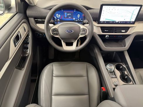 New 2026 Ford Explorer Active image 26