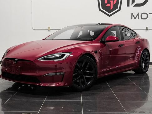 Used 2021 Tesla Model S Plaid image 8