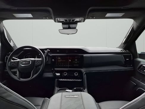 Used 2026 GMC Sierra 2500 AT4X w/ LPO, Black Badging Package image 23