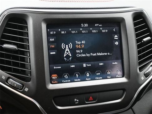 Used 2019 Jeep Cherokee Trailhawk w/ Comfort/Convenience Group image 33