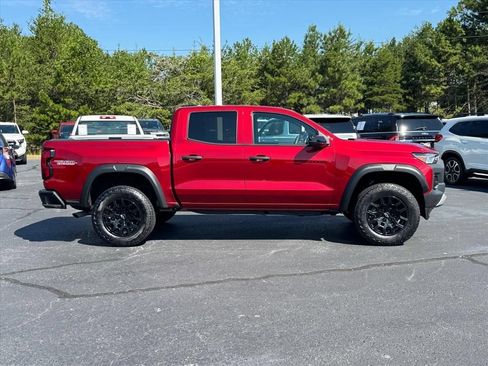 Used 2026 Chevrolet Colorado Trail Boss AWD/4WD image 2