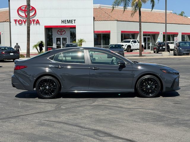 Used 2025 Toyota Camry SE w/ Convenience Package FWD image 4
