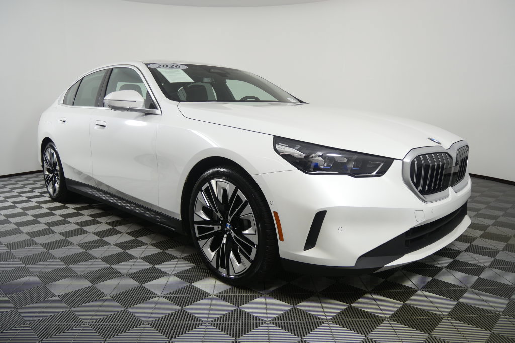 Certified 2026 BMW 530i RWD image 7