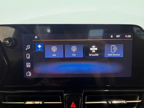 Used 2025 Chevrolet TrailBlazer RS w/ Convenience Package AWD/4WD image 26