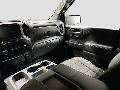 Used 2020 Chevrolet Silverado 1500 LT image 24