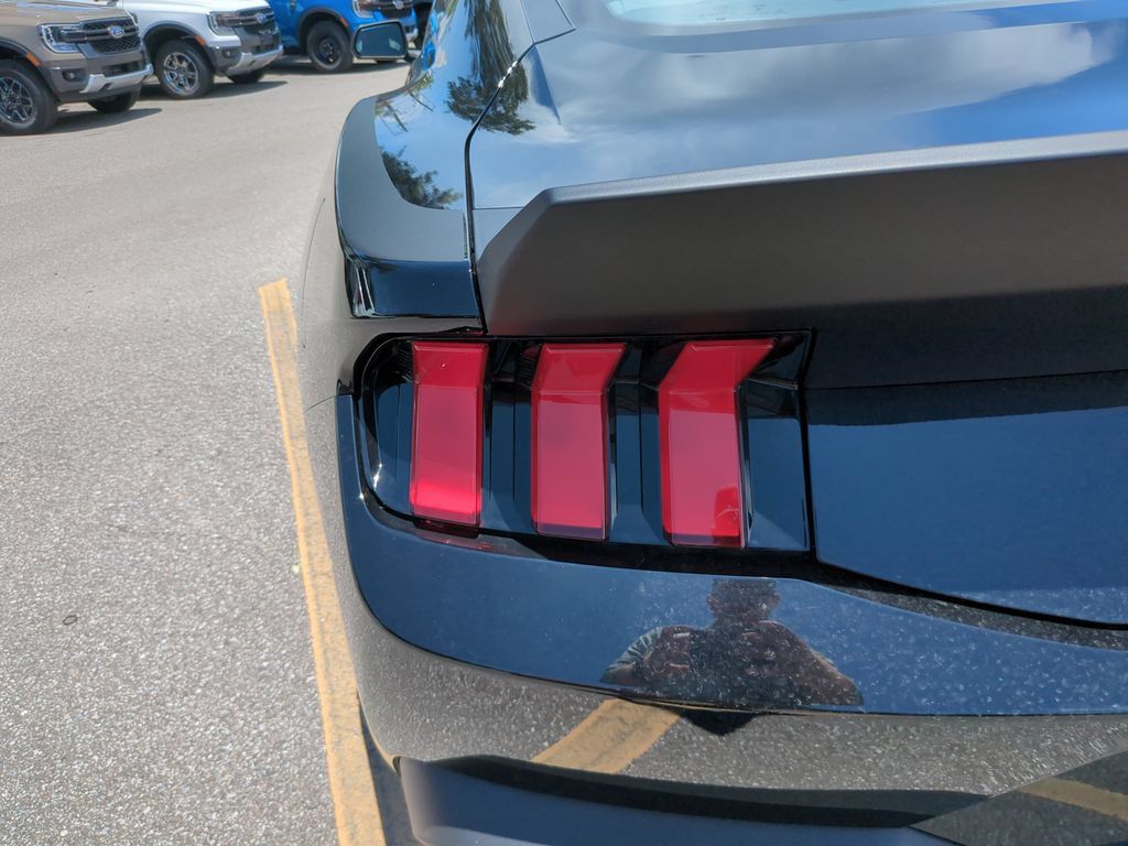 New 2026 Ford Mustang GT Premium w/ GT Performance Package RWD image 11