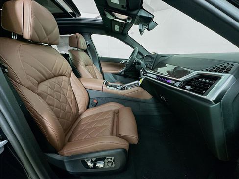 New 2026 BMW X6 M60i w/ Executive Package image 30