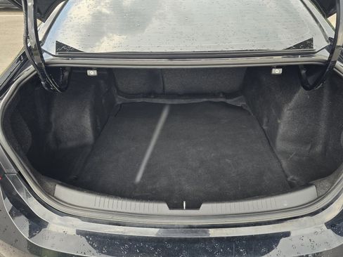 Used 2021 Chevrolet Malibu LS FWD image 26