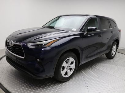 Used 2025 Toyota Highlander LE