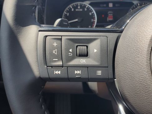 New 2025 Nissan Pathfinder SL w/ Black Appearance Package image 27