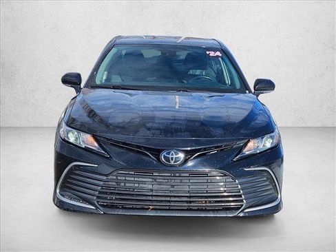Used 2024 Toyota Camry LE image 2