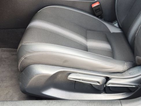 Used 2023 Honda Civic Sport image 23
