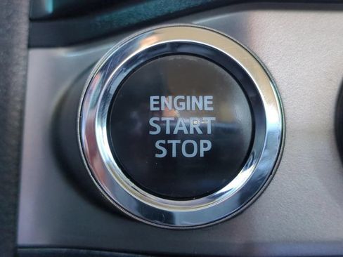 Used 2023 Toyota Tacoma SR5 AWD/4WD image 22