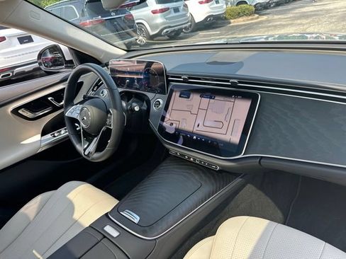 Used 2026 Mercedes-Benz E 350 Sedan image 38