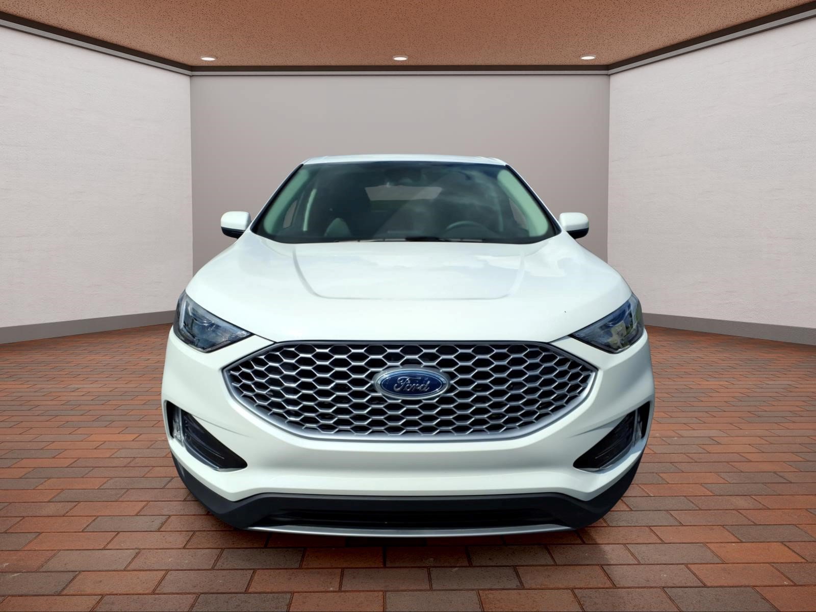 Used 2024 Ford Edge SEL w/ Convenience Package AWD/4WD image 3