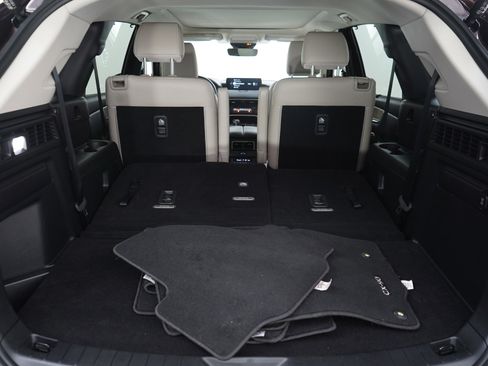 Certified 2024 MAZDA CX-90 3.3 Turbo w/ Premium Package AWD/4WD image 9