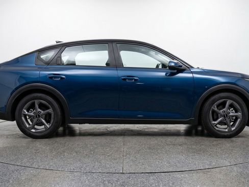 Used 2025 Kia K4 FWD image 11