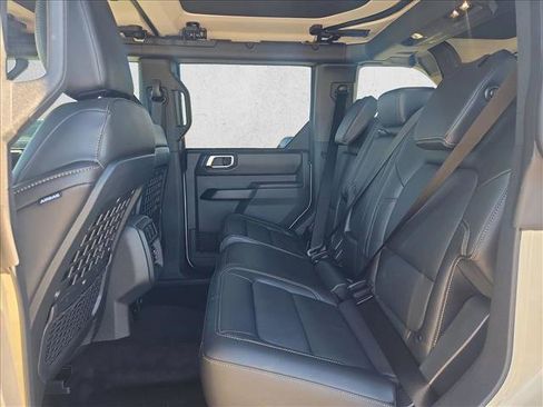 New 2026 Ford Bronco Badlands AWD/4WD image 16