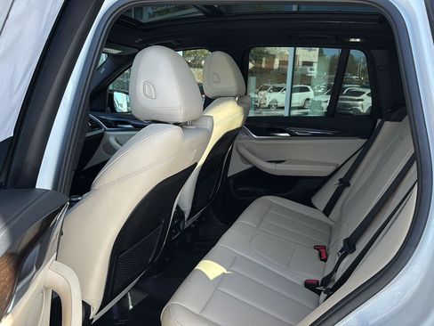 Used 2023 BMW X3 M40i w/ Parking Assistance Package image 8