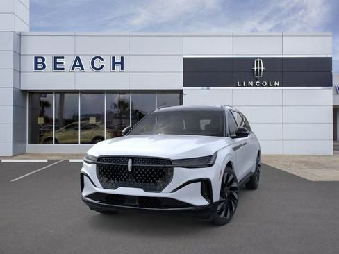 New 2026 Lincoln Nautilus Reserve w/ Jet Appearance Package AWD/4WD image 3