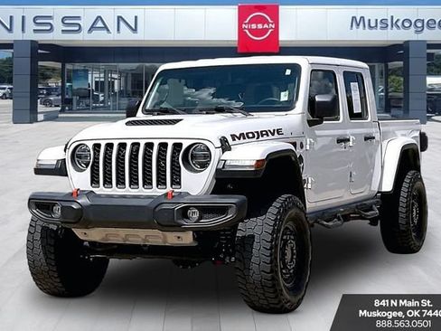 Used 2020 Jeep Gladiator Mojave AWD/4WD image 3