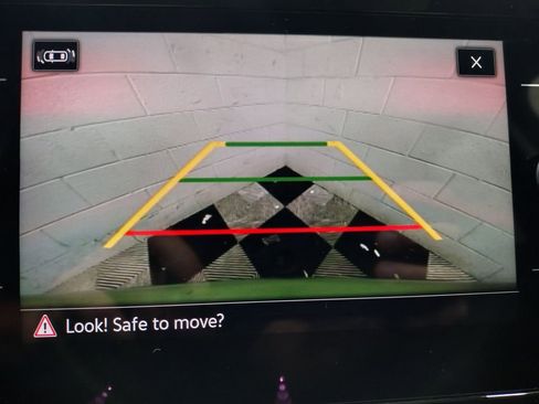 New 2025 Volkswagen Taos SE image 8