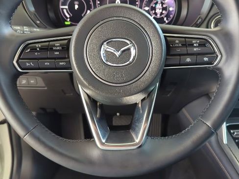 Used 2025 MAZDA CX-70 Plug-In Hybrid w/ Premium Plus image 11