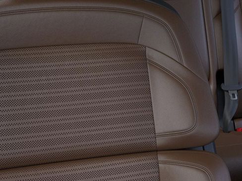 New 2026 Lincoln Nautilus Reserve image 16