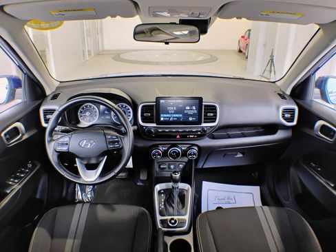 Used 2021 Hyundai Venue SEL FWD image 58