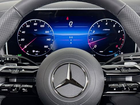 New 2026 Mercedes-Benz GLC 300 image 18
