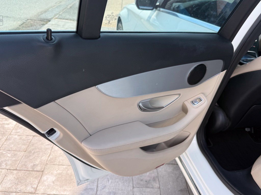 Used 2016 Mercedes-Benz C 300 Sedan image 17