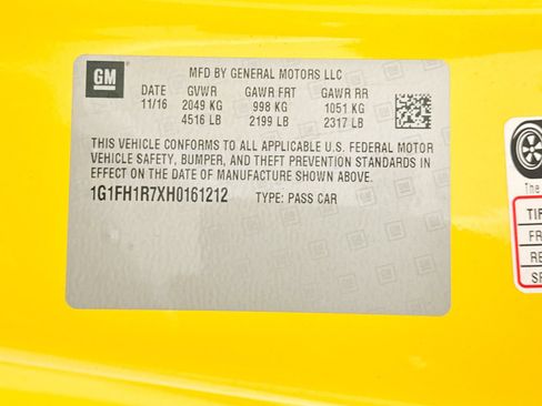 Used 2017 Chevrolet Camaro SS RWD image 36
