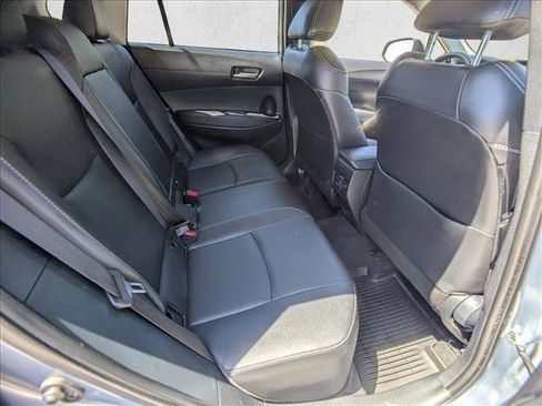 Used 2023 Toyota Corolla Cross XLE AWD/4WD image 18