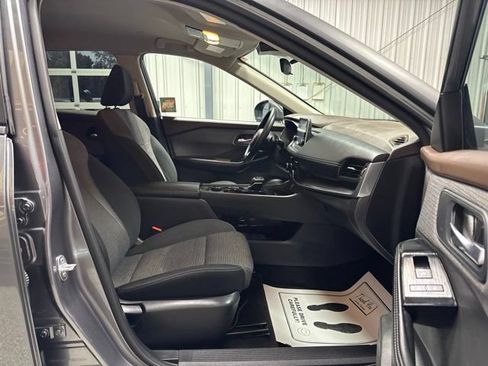 Used 2023 Nissan Rogue SV AWD/4WD image 24