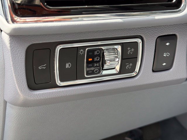 Used 2024 Lincoln Navigator Black Label AWD/4WD image 24