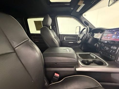 Used 2018 RAM 2500 Limited AWD/4WD image 44