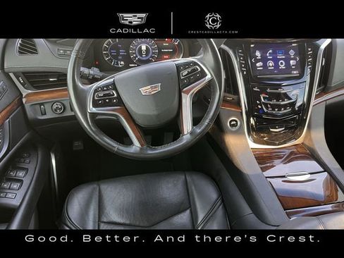 Used 2019 Cadillac Escalade Luxury image 10