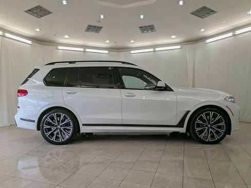Used 2020 BMW X7 M50i AWD/4WD image 11