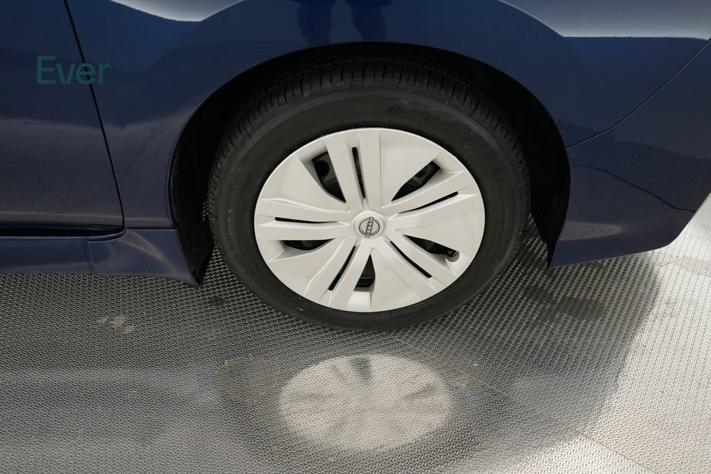 Used 2025 Nissan Leaf S FWD image 17