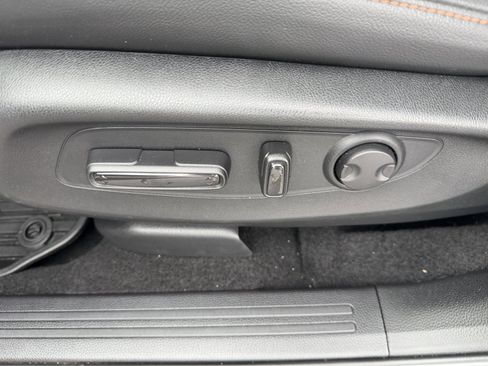 Used 2025 Honda CR-V Sport Touring image 18