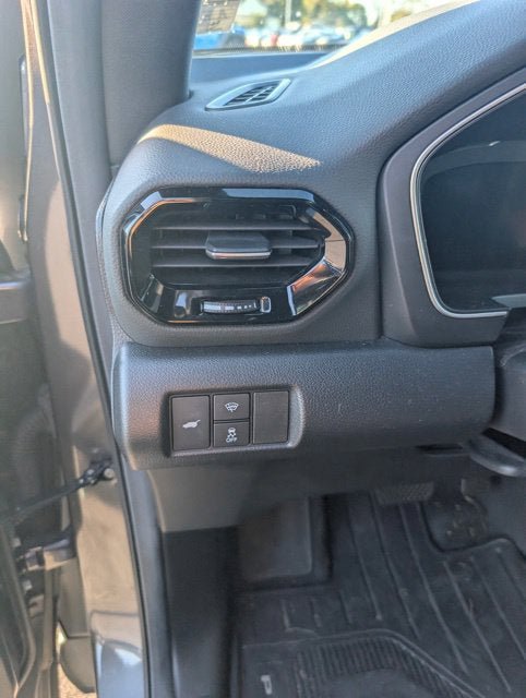 Used 2025 Honda Pilot Black Edition image 13