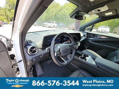 New 2025 Chevrolet Blazer EV LT w/ Super Cruise Package FWD image 14