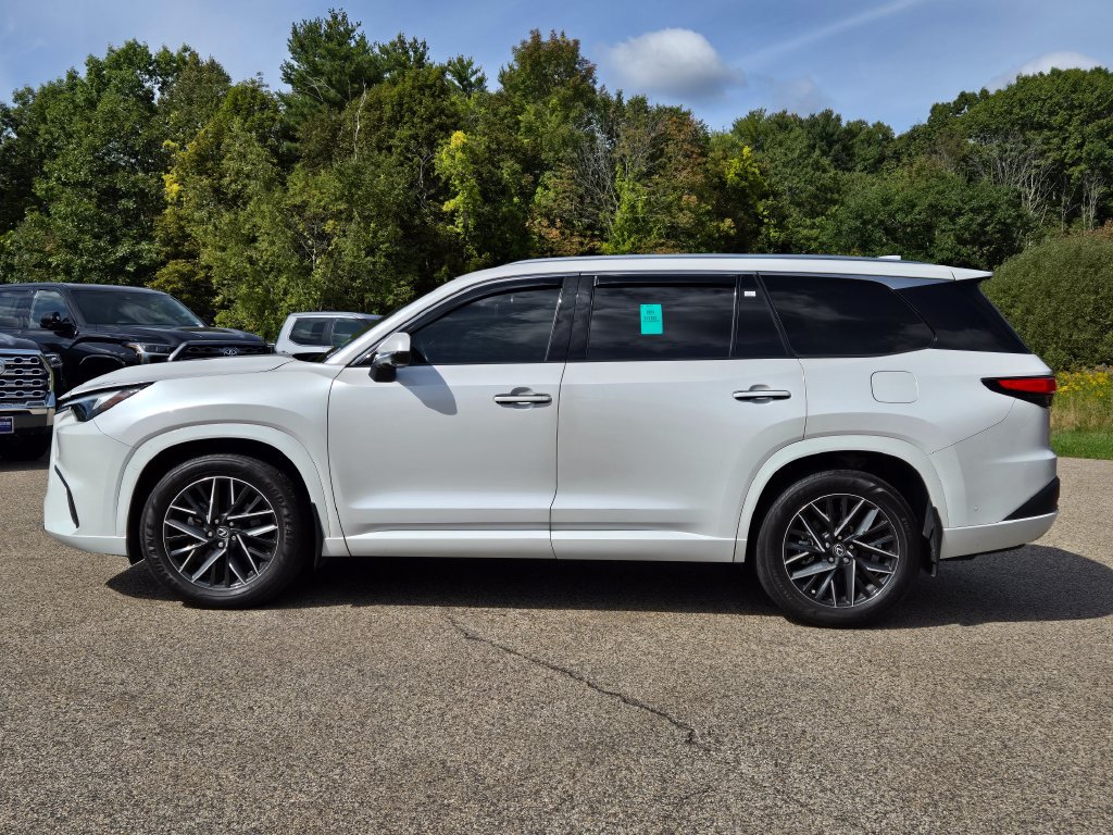 Used 2024 Lexus TX 350 AWD w/ Captains Chair Package image 2