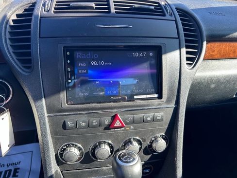 Used 2010 Mercedes-Benz SLK 300 image 13