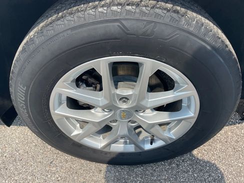 Used 2022 Chevrolet Equinox LT AWD/4WD image 12