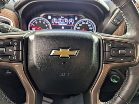 Used 2019 Chevrolet Silverado 1500 High Country image 21