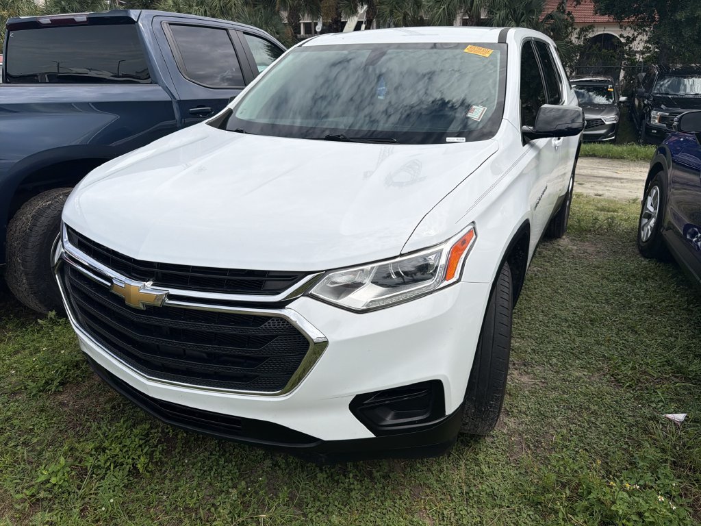 Used 2020 Chevrolet Traverse LS w/ LPO, Floor Liner Package FWD image 8