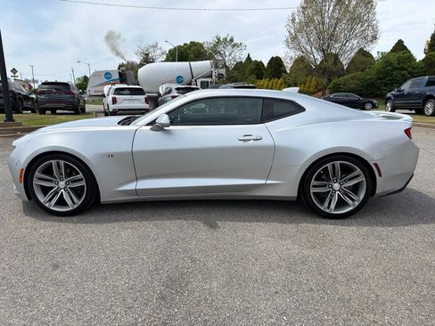 Used 2018 Chevrolet Camaro LT w/ RS Package image 7