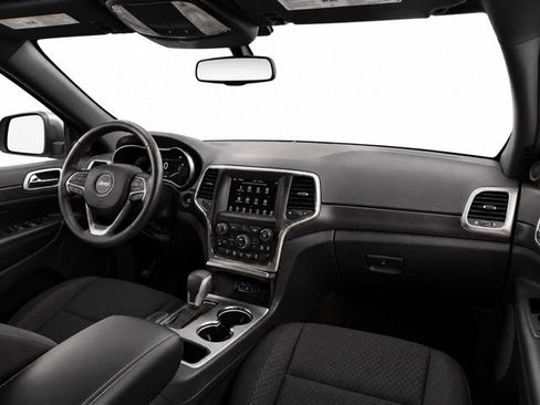 Used 2018 Jeep Grand Cherokee Laredo AWD/4WD image 25