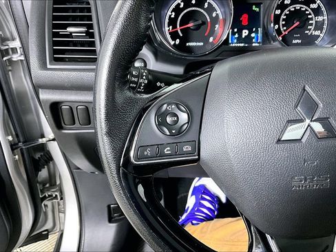 Used 2019 Mitsubishi Outlander Sport SE image 18